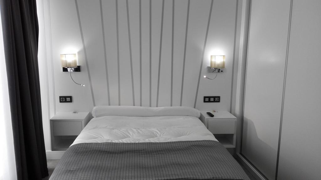 Apartamentos Las Palmeras Palma del Río Pokoj fotografie